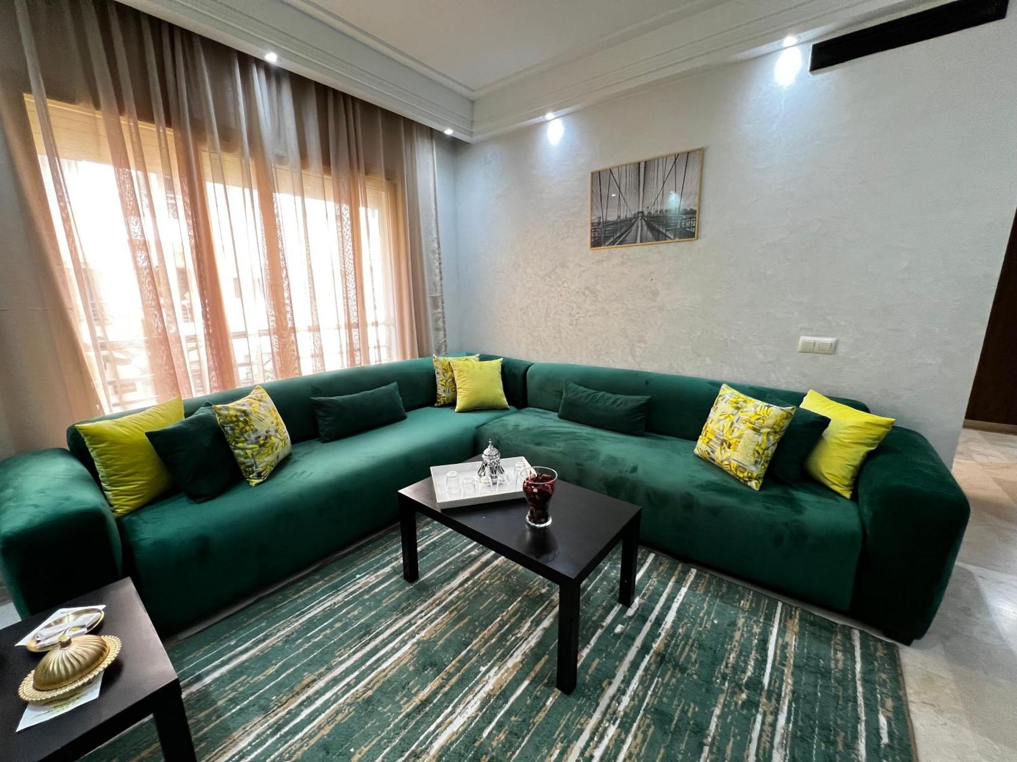 Green Room *